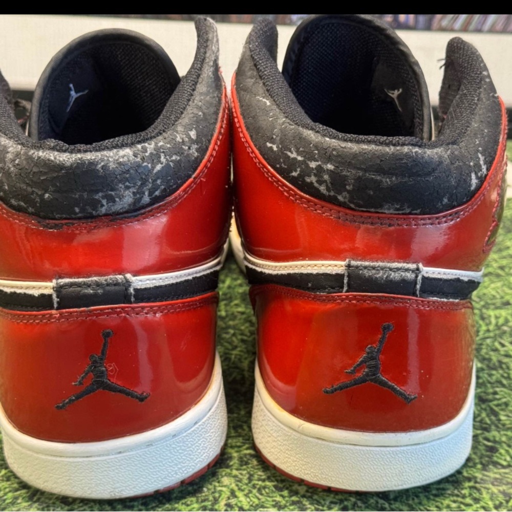 Vintage 2003 Jordan 1 OG Chicago Shoes - Picture 6 of 8